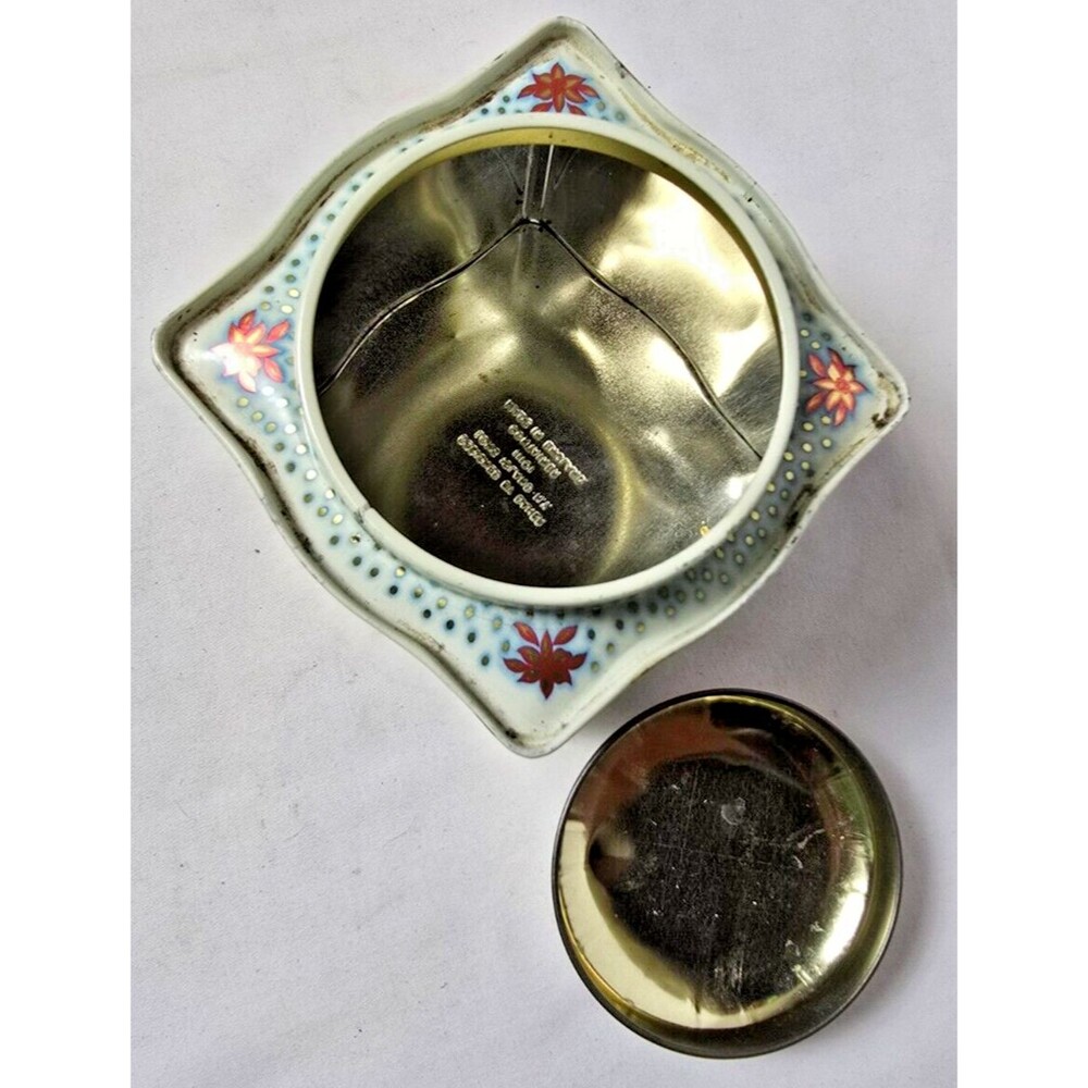 Vintage Daher Biscuit Tin Romance In The Forest Scene 4 1/2" - Picture 11 of 16